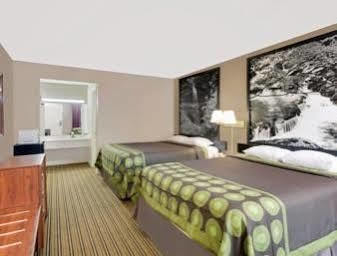 Super 8 By Wyndham Athens Motel Exterior photo